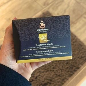 Moroccan gold series, treatment mask, never used.